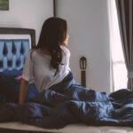 Rimedio naturale per alleviare lo stress serale prima di dormire.